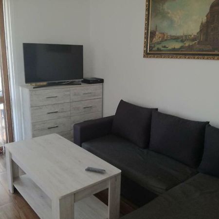 Guest House Katina Balchik Esterno foto