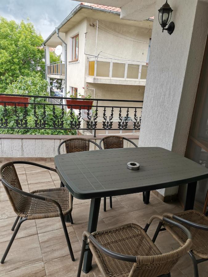 Guest House Katina Balchik Esterno foto
