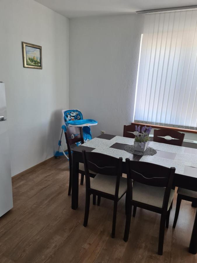 Guest House Katina Balchik Esterno foto