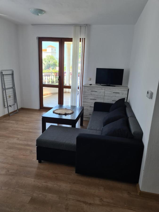 Guest House Katina Balchik Esterno foto