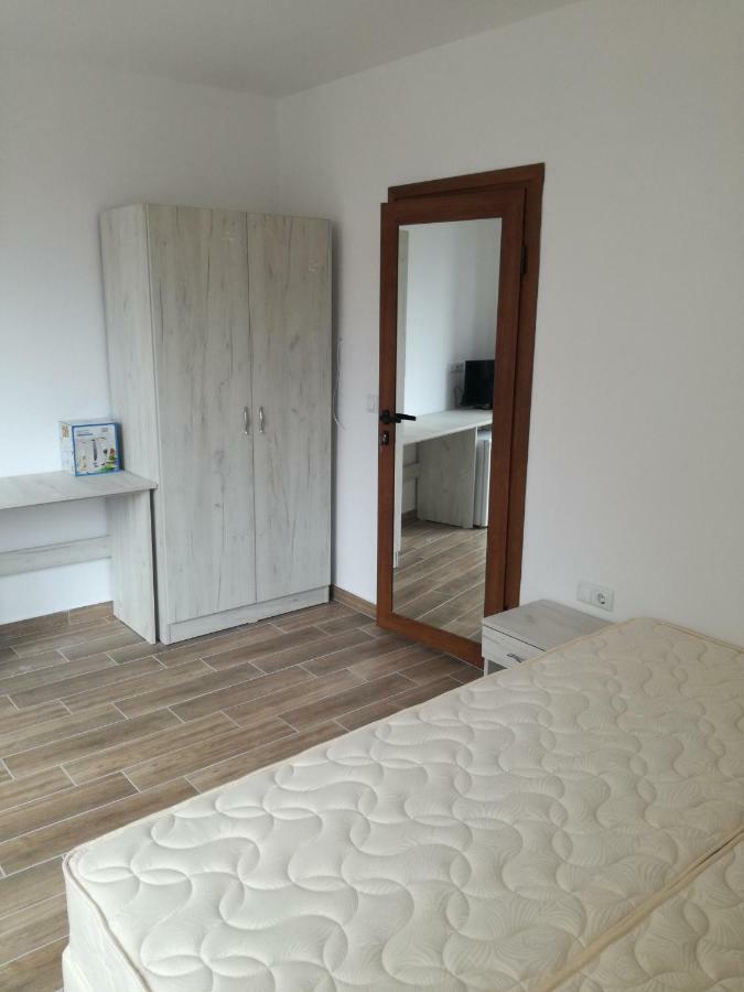 Guest House Katina Balchik Esterno foto